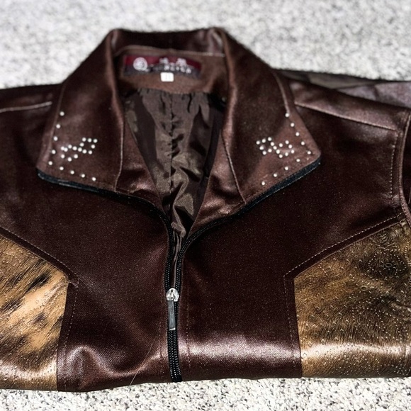 Vintage soft zip up vest with great detail - Picture 8 of 11